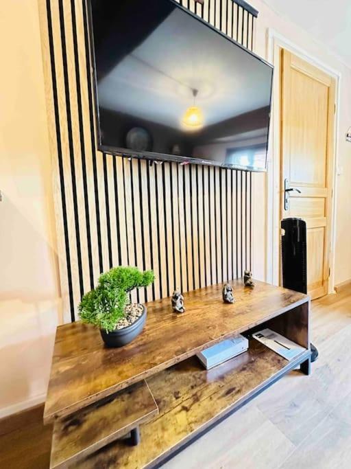 Appartement Le Refuge à Laon Extérieur photo