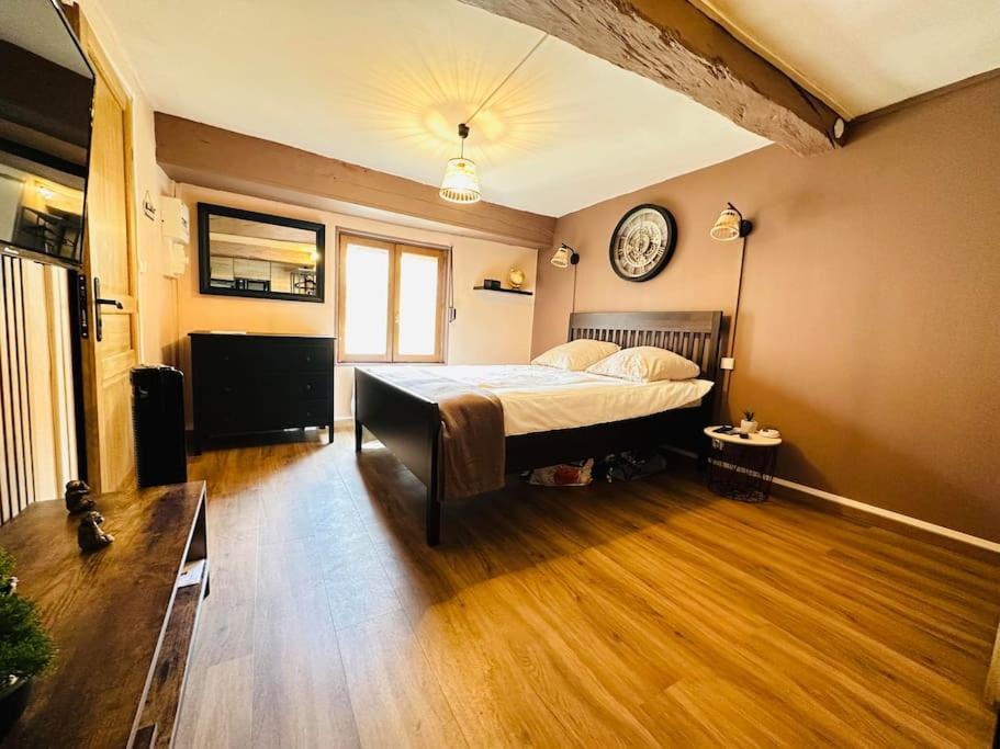 Appartement Le Refuge à Laon Extérieur photo